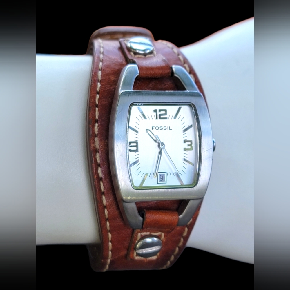 Ladies Fossil Jr-8157 Watch - image 1